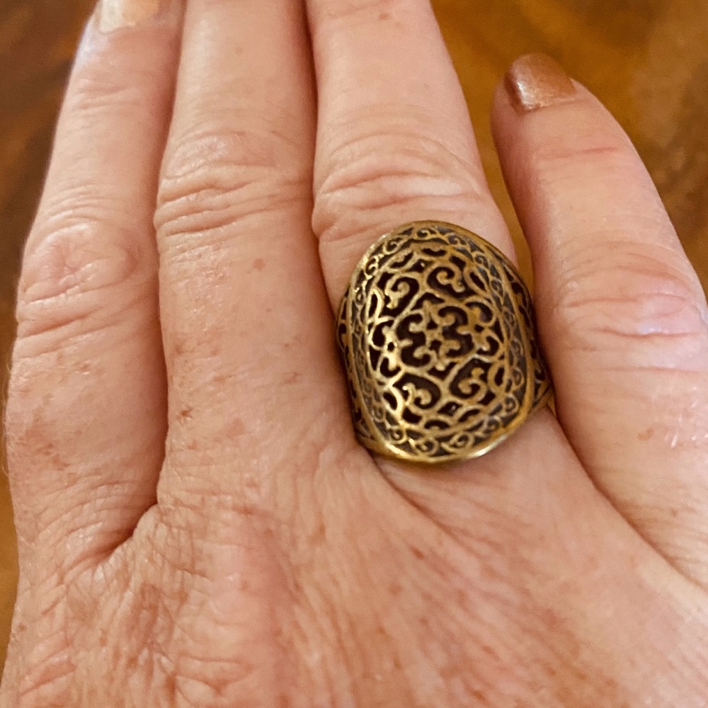 Premier Designs Jasmine Ring - Picture 2 of 5